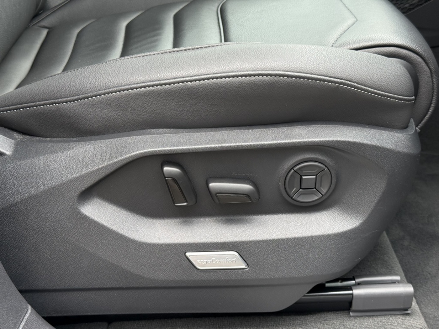 Foto van Volkswagen Touareg Ehybrid