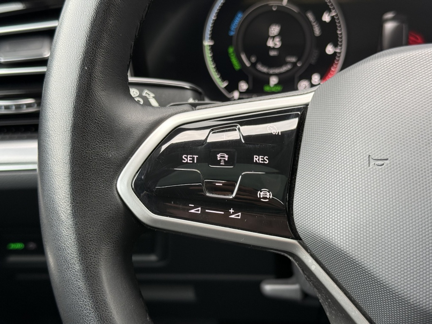 Foto van Volkswagen Touareg Ehybrid