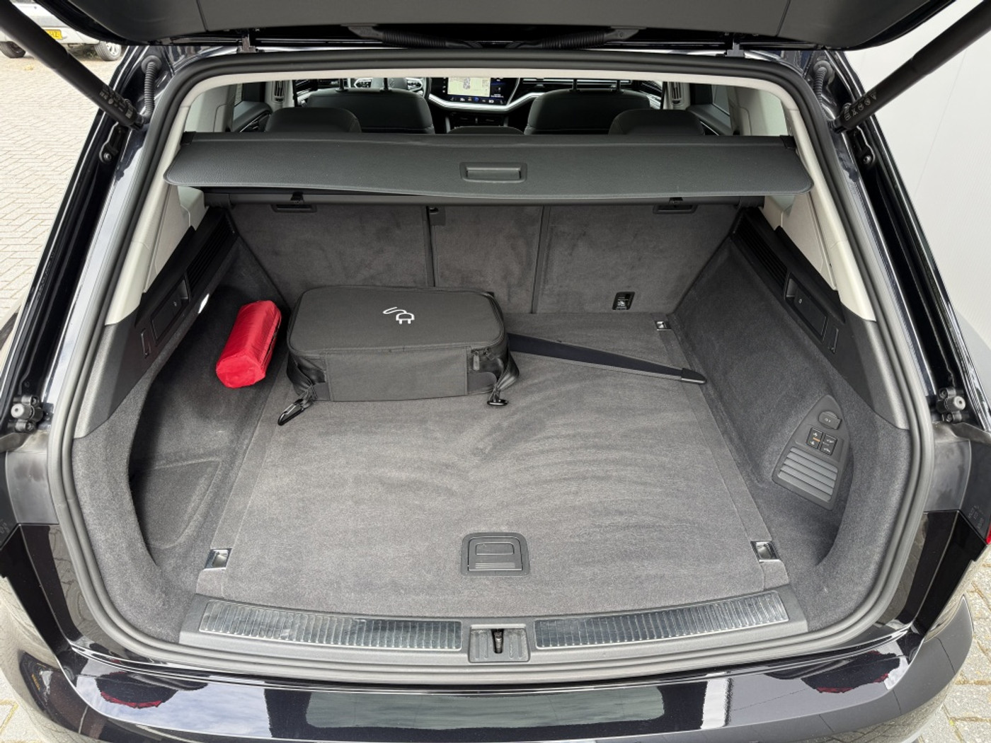 Foto van Volkswagen Touareg Ehybrid