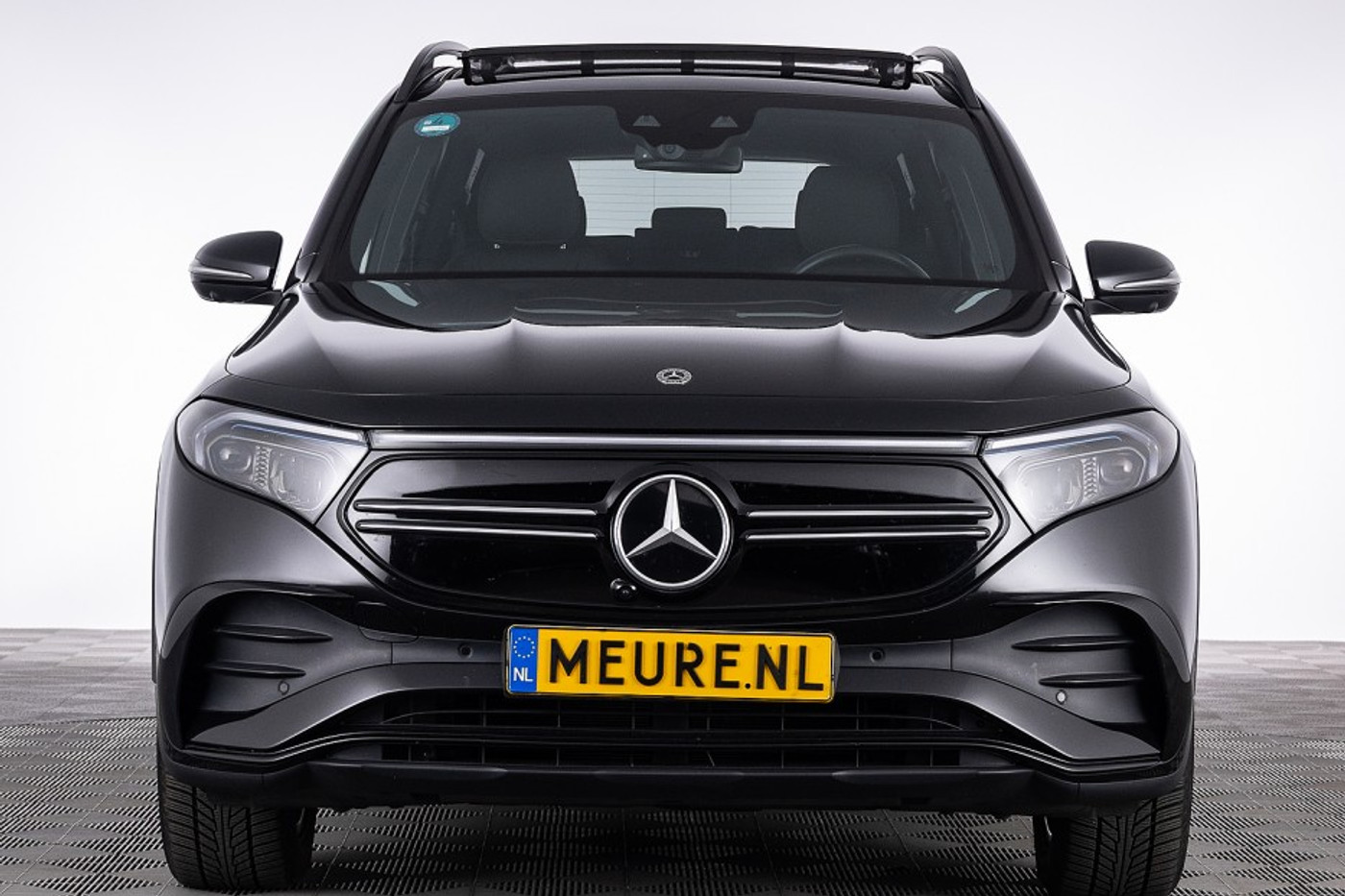 Foto van Mercedes-Benz Eqb