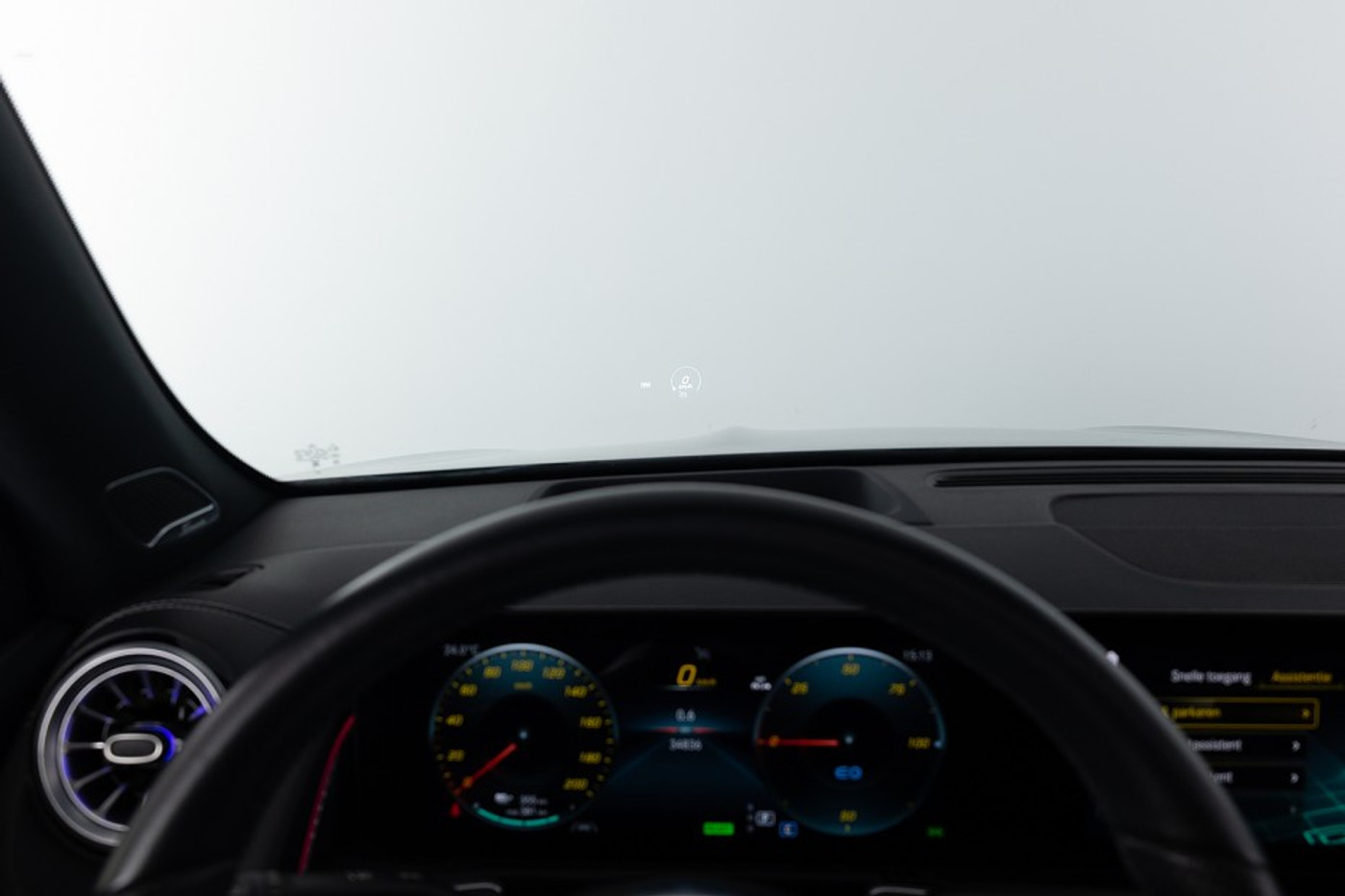 Foto van Mercedes-Benz Eqb