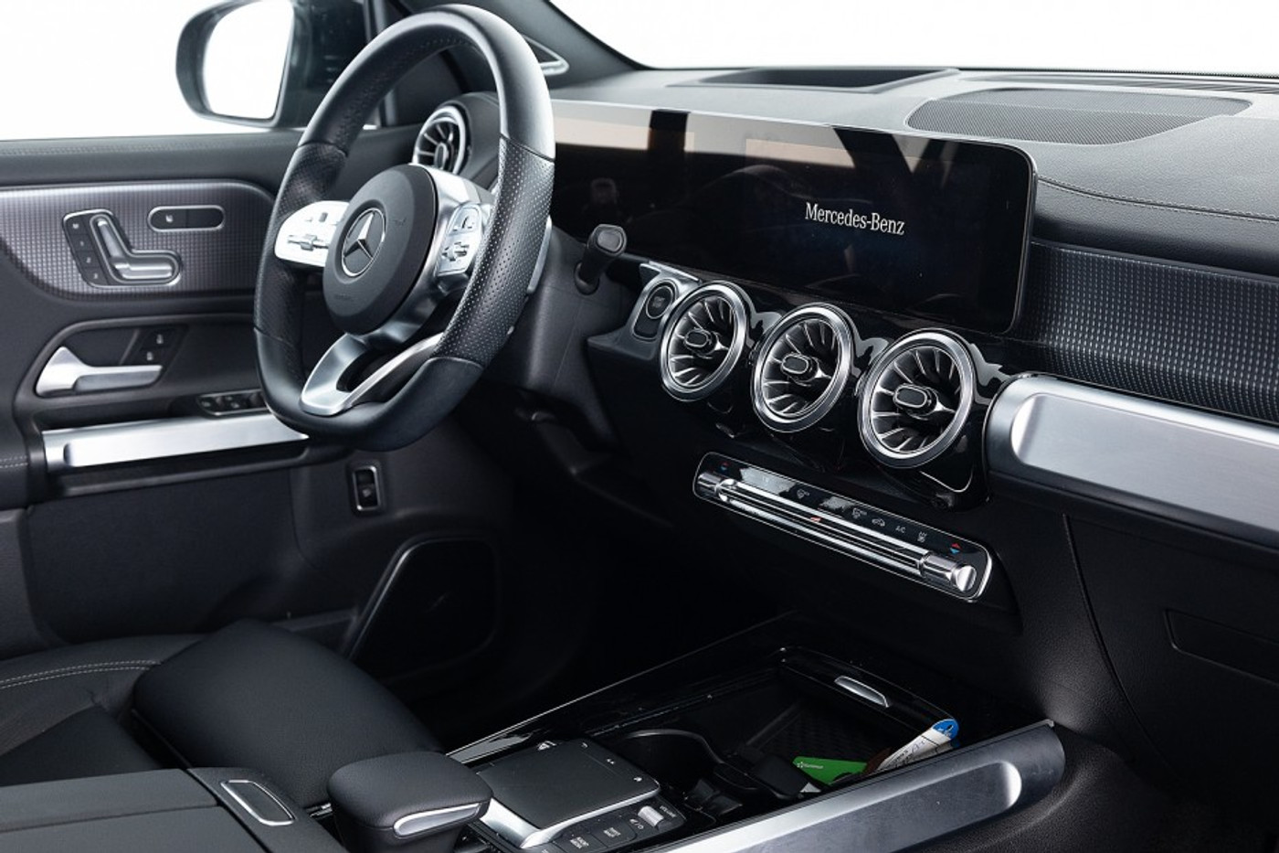 Foto van Mercedes-Benz Eqb