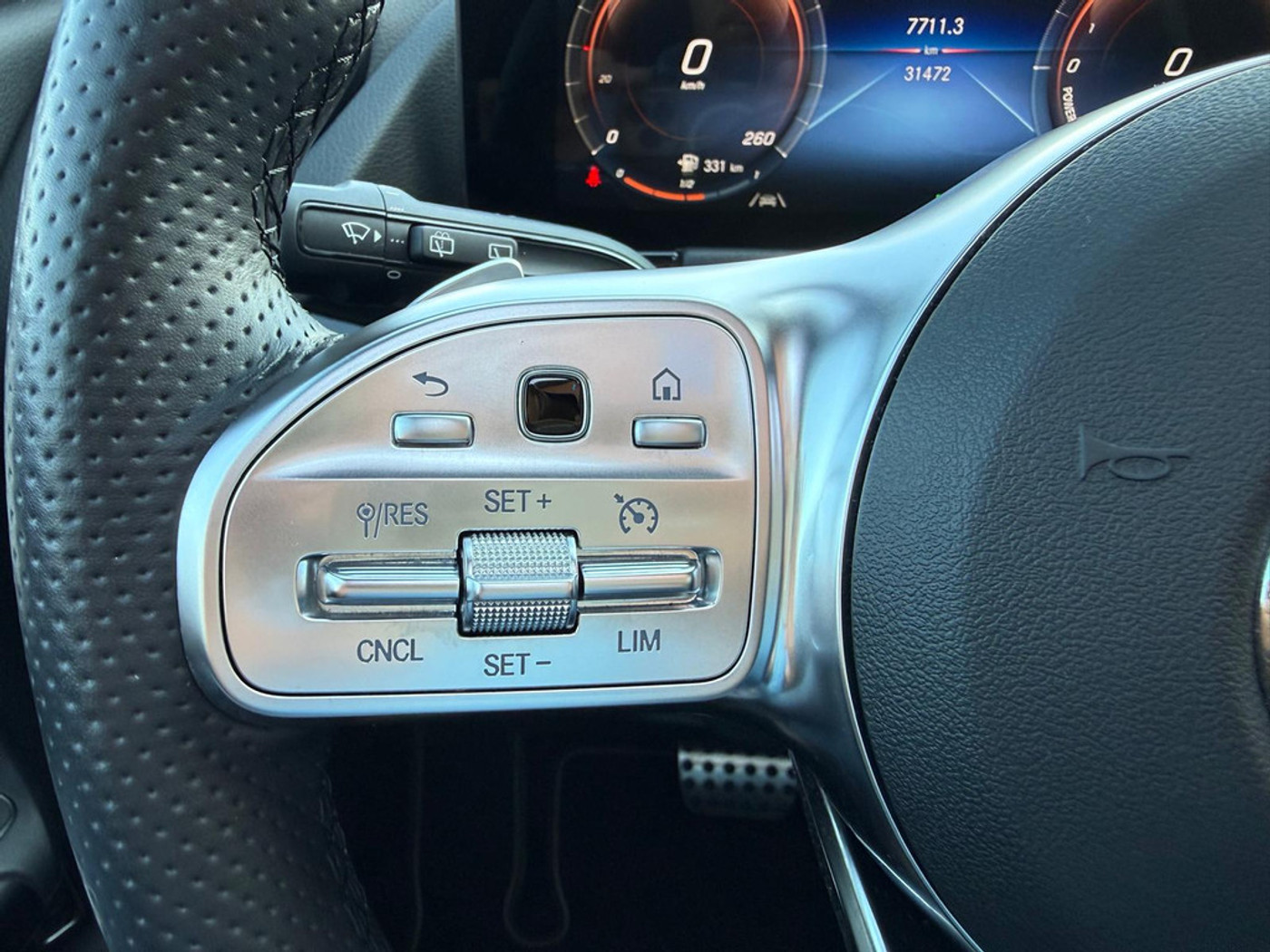 Foto van Mercedes-Benz B 250 E