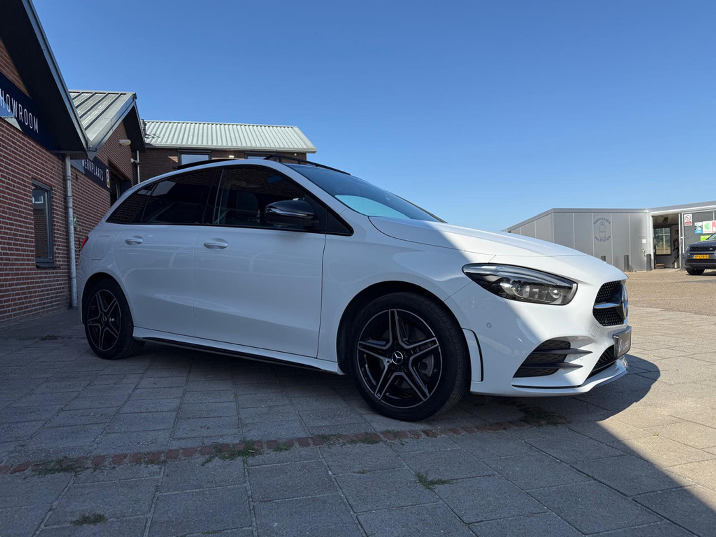 Foto van Mercedes-Benz B 250 E