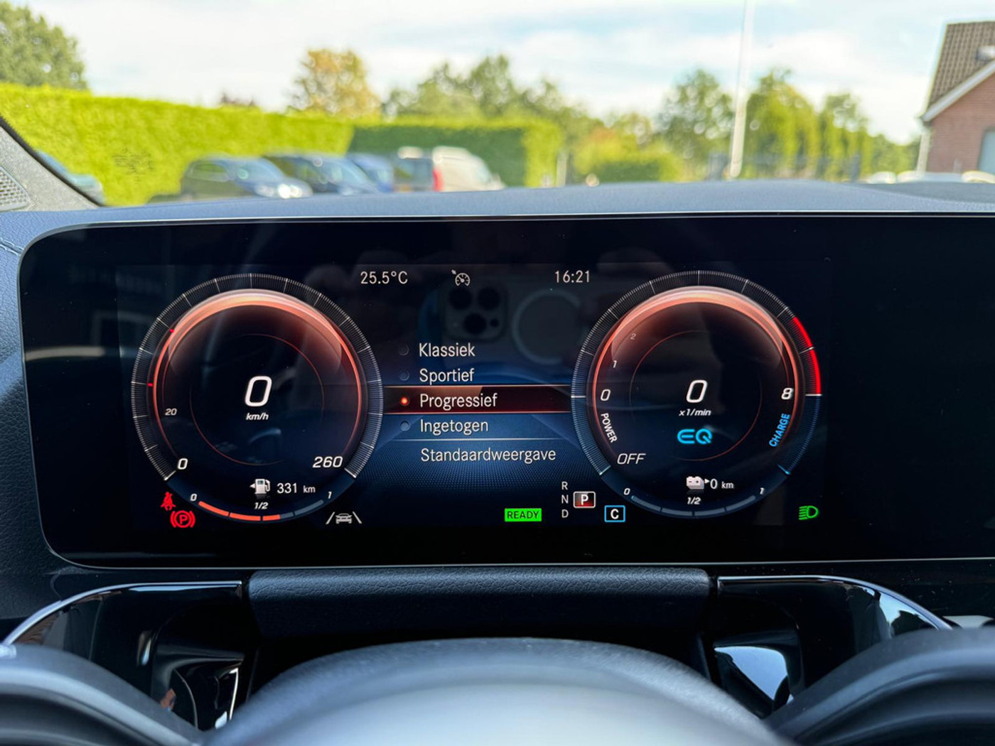 Foto van Mercedes-Benz B 250 E