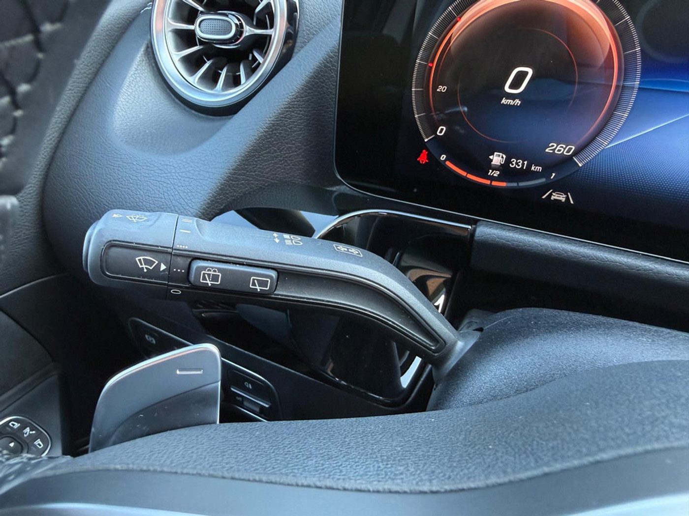 Foto van Mercedes-Benz B 250 E