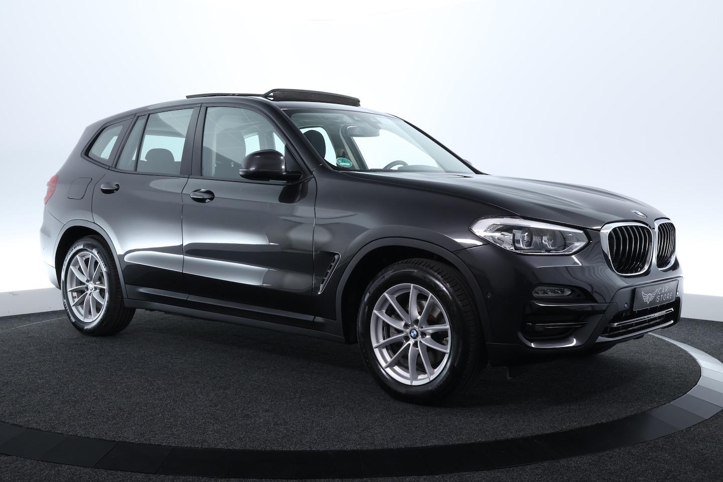 Foto van BMW X3 Xdrive20i