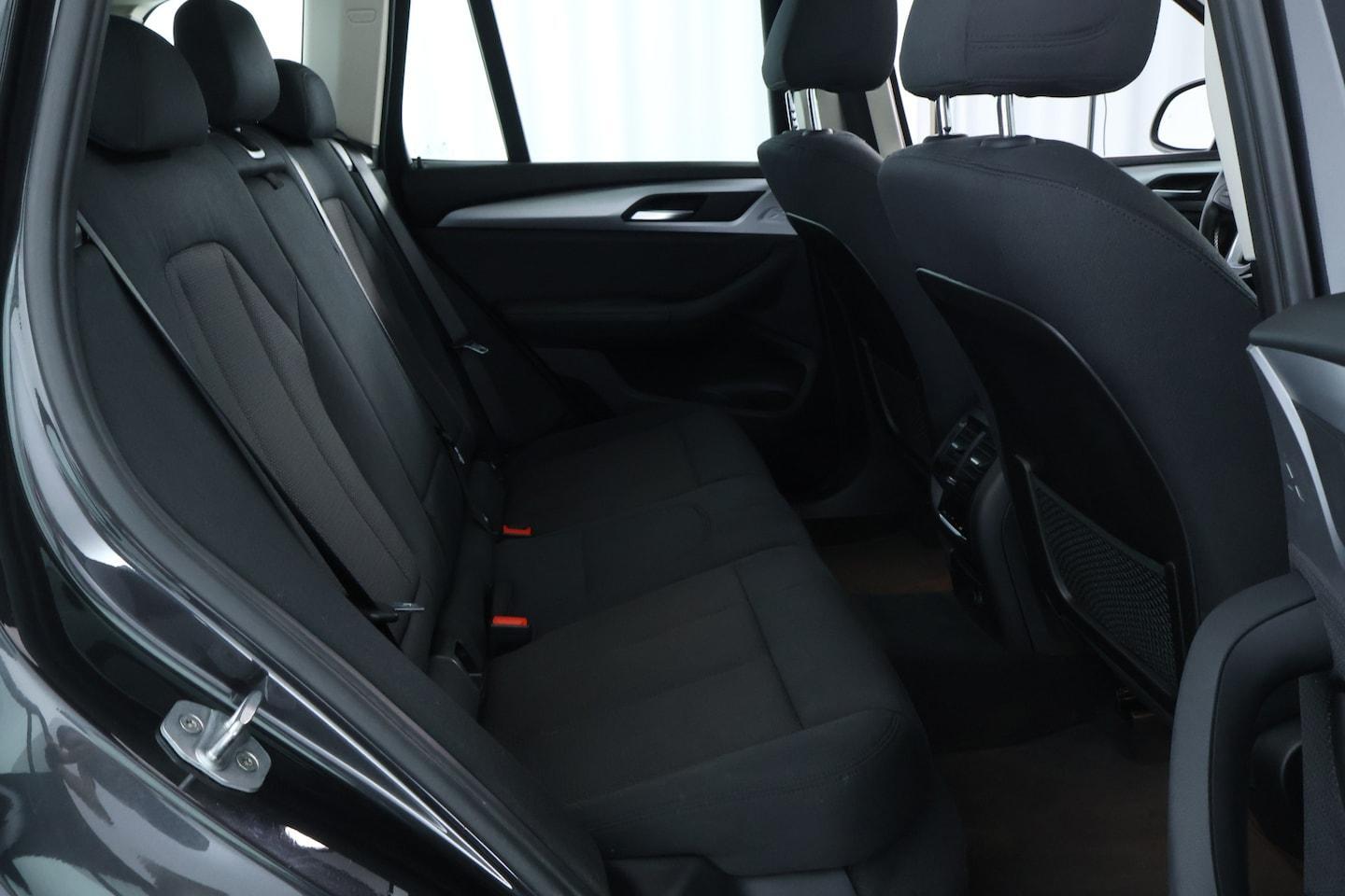 Foto van BMW X3 Xdrive20i