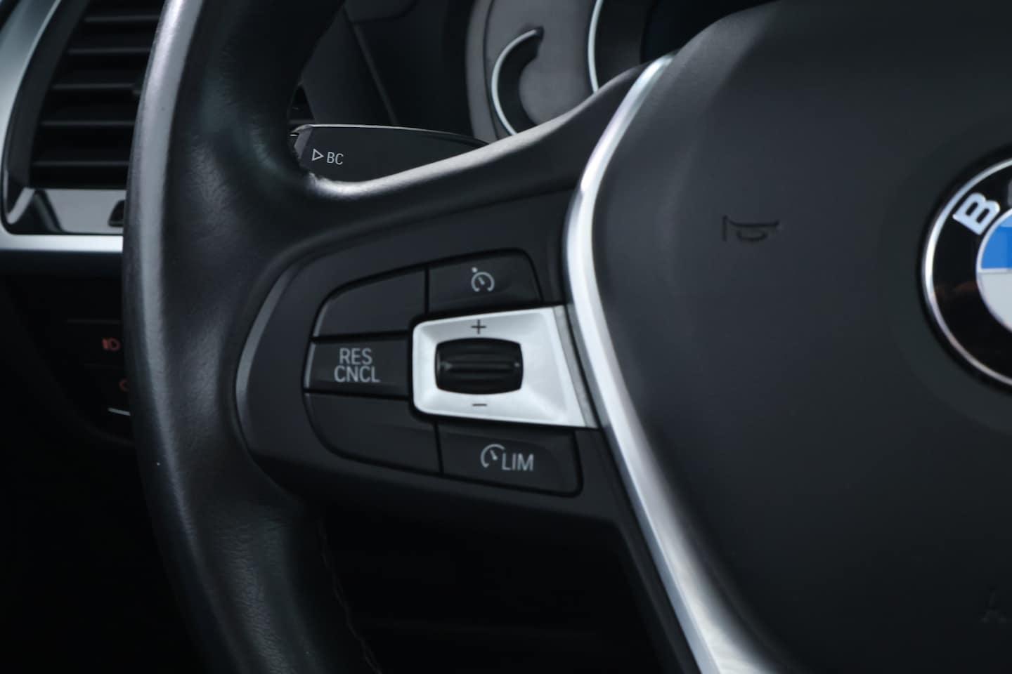 Foto van BMW X3 Xdrive20i