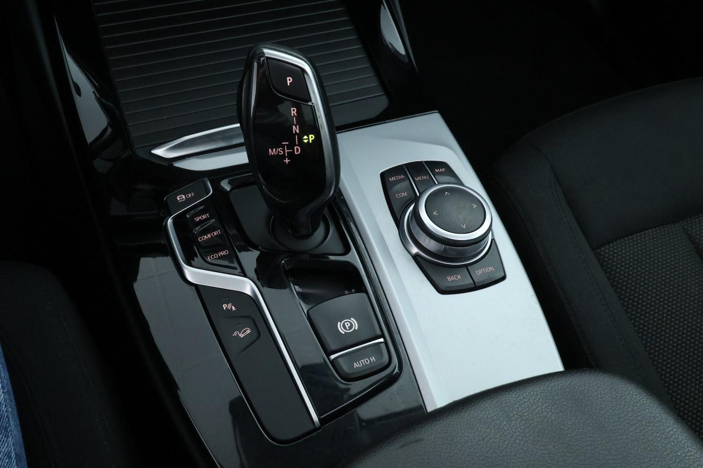 Foto van BMW X3 Xdrive20i