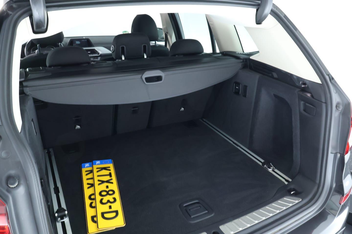 Foto van BMW X3 Xdrive20i