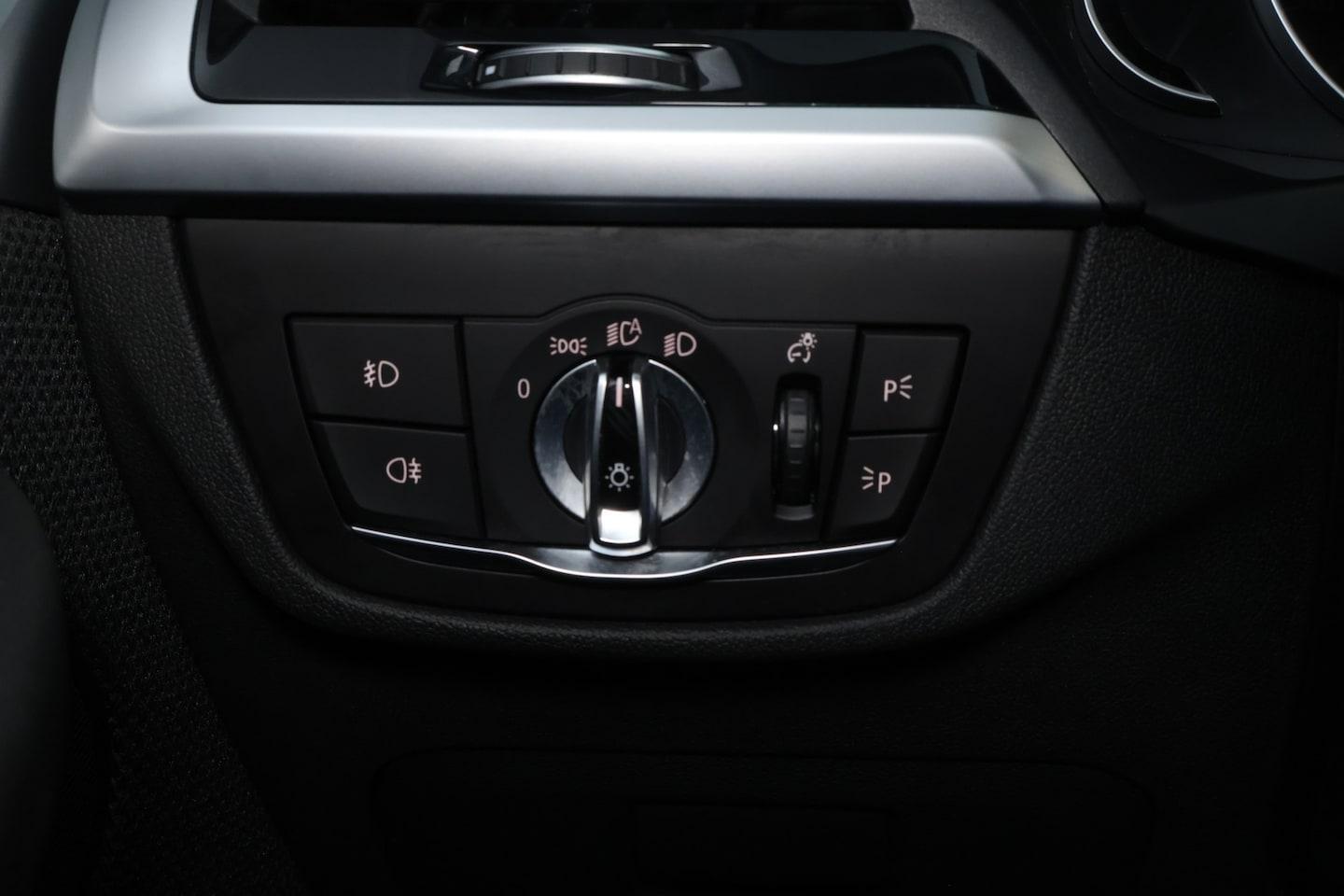 Foto van BMW X3 Xdrive20i