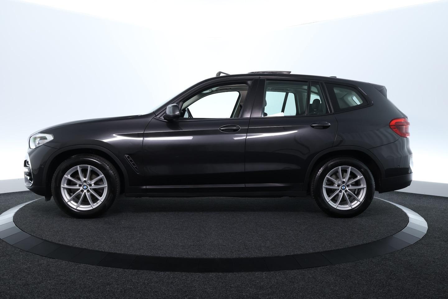 Foto van BMW X3 Xdrive20i