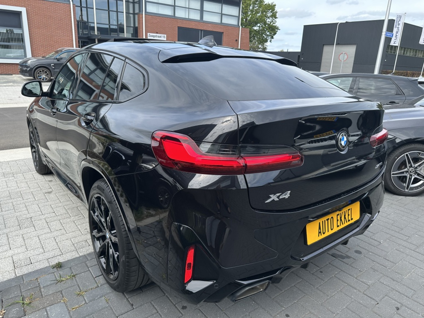 Foto van BMW X4 Xdrive20i