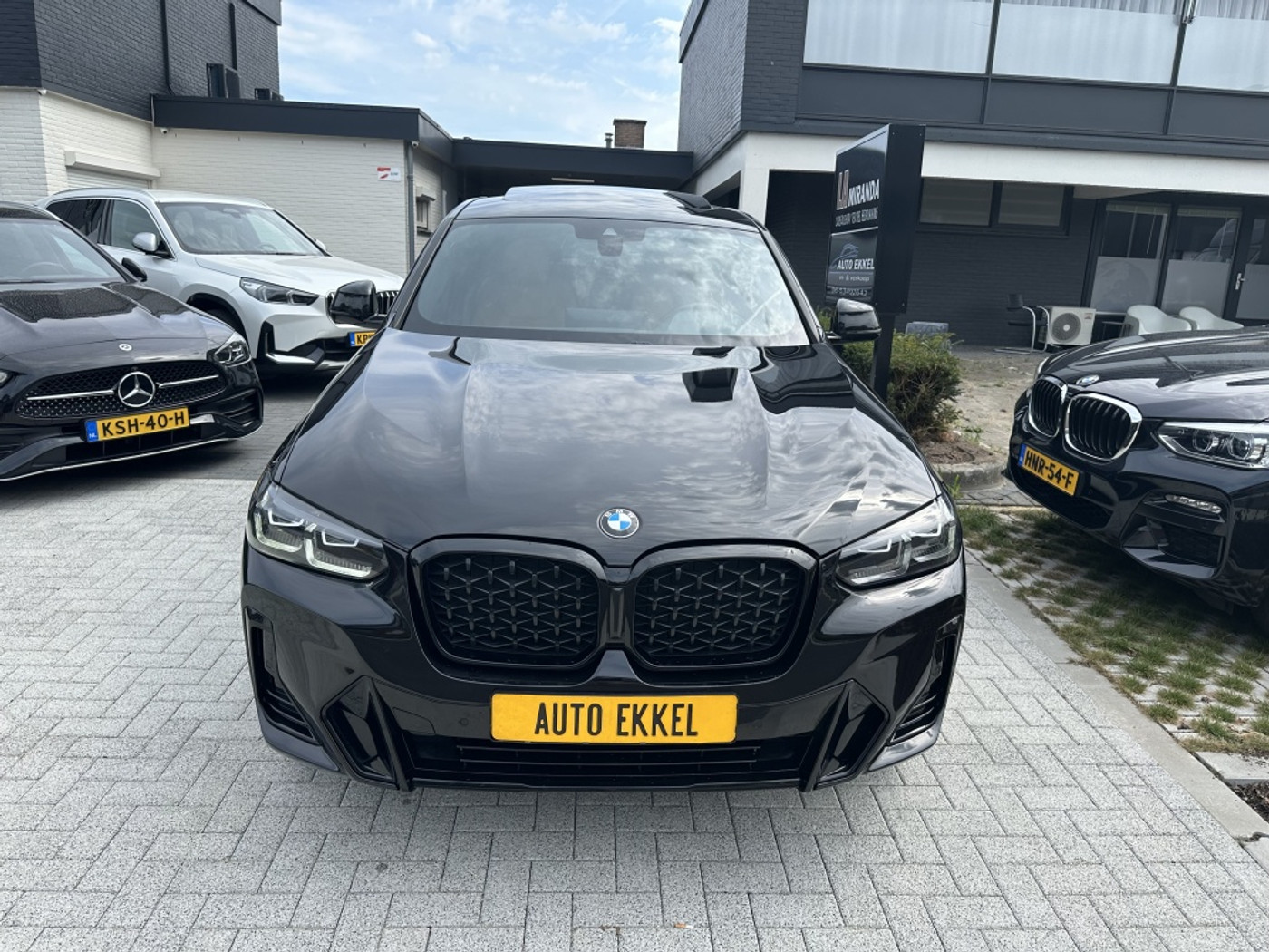 Foto van BMW X4 Xdrive20i