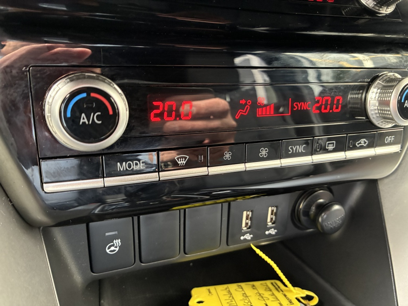 Foto van Mitsubishi Mitsubishi Eclipse Cross