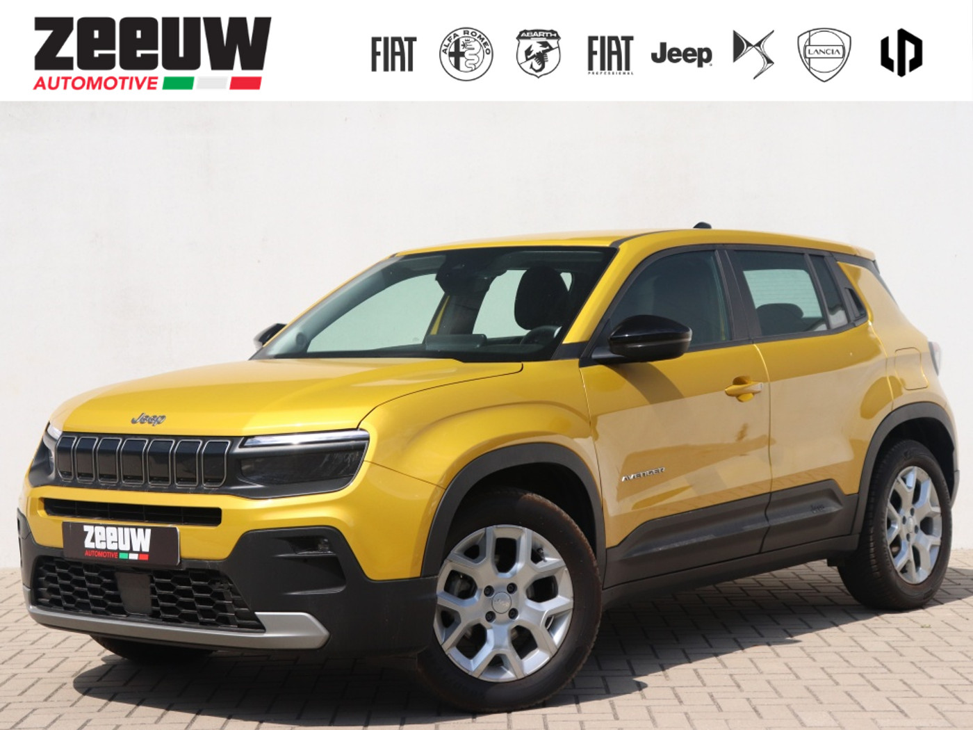 Jeep Avenger 1.2 Turbo 100 PK Altitude | Navi | Carplay | JBL | 17" 2025 - voorkant