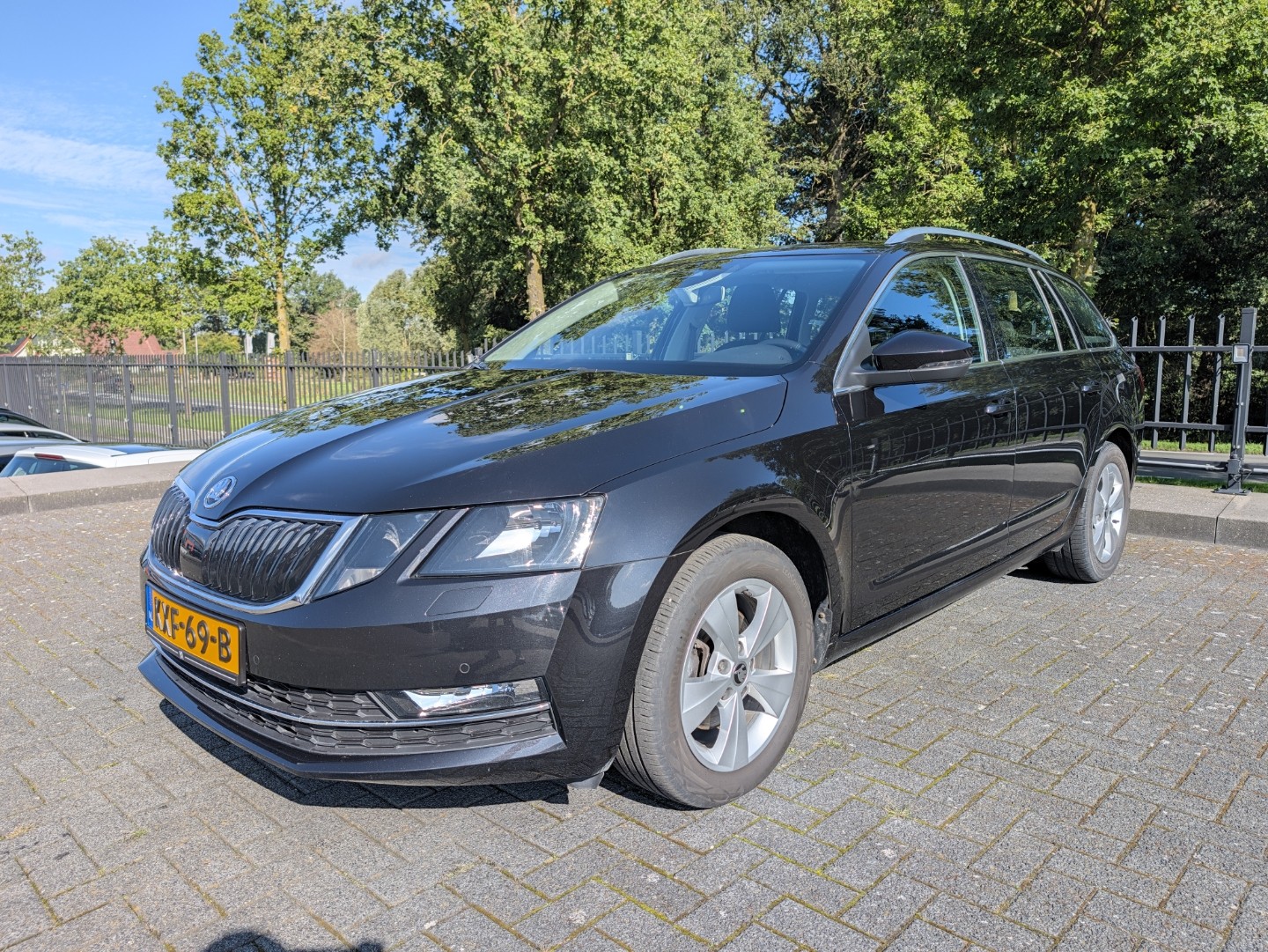 Skoda Octavia Combi 1.5 TSI 150PK | Trekhaak | Carplay | Camera | ACC | Stoelverw. | Climate Control | LED 2018 - voorkant