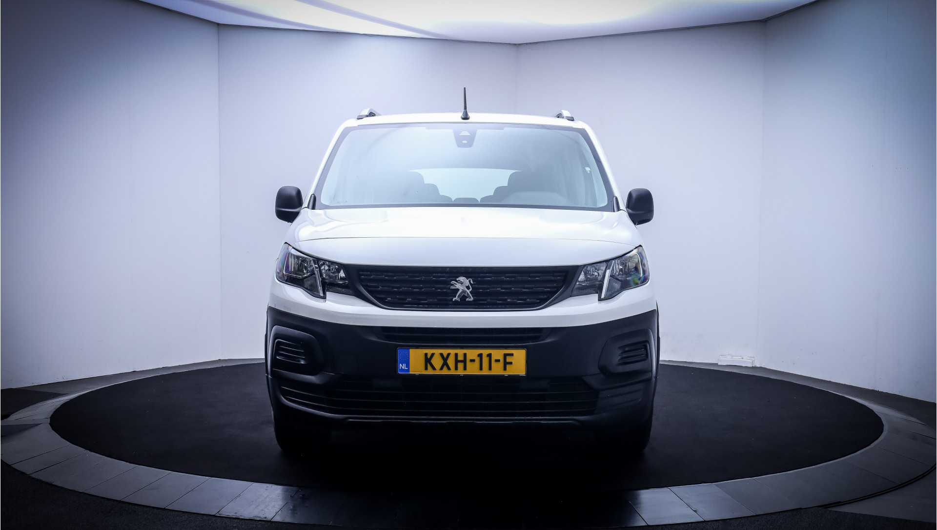 Foto van Peugeot Rifter Long