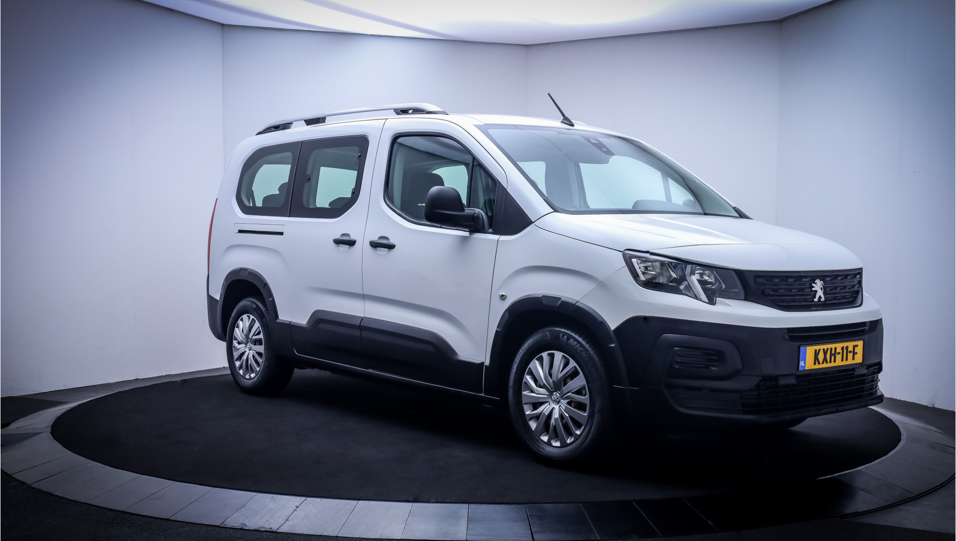 Foto van Peugeot Rifter Long