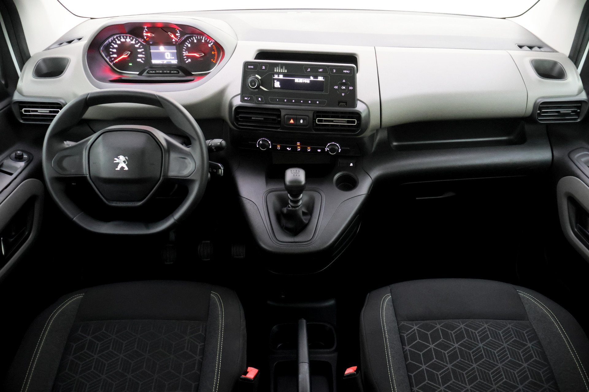 Foto van Peugeot Rifter Long