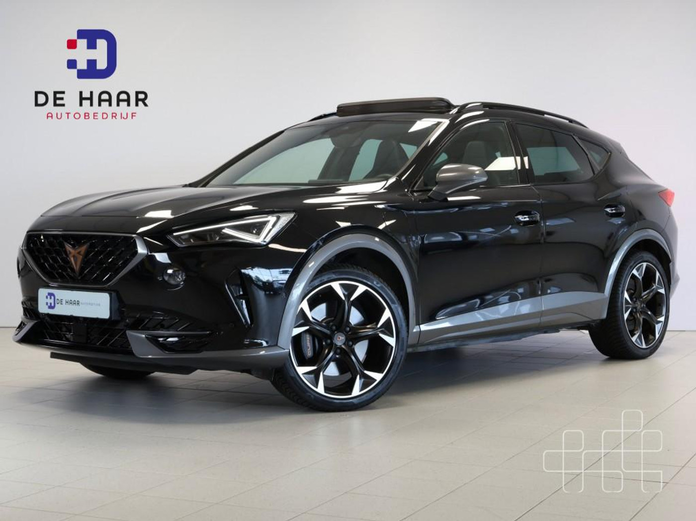 Cupra Formentor 1.4 TSI e-Hybrid VZ Performance - Pano - Trekhaak - Memory 2024 - voorkant