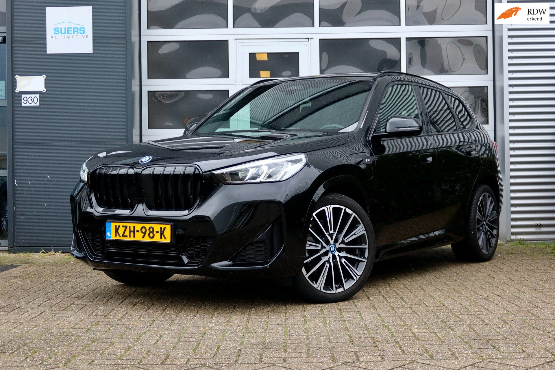 BMW X1 XDrive25e M Sport | Trekhaak | Panorama | Elektr. Achterklep 2023 - voorkant