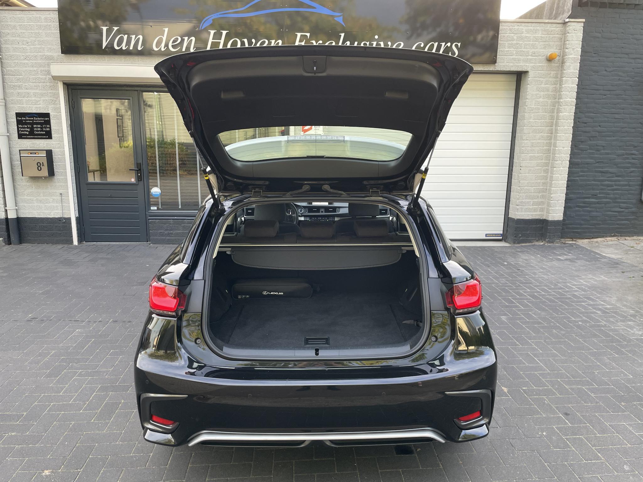 Foto van Lexus CT
