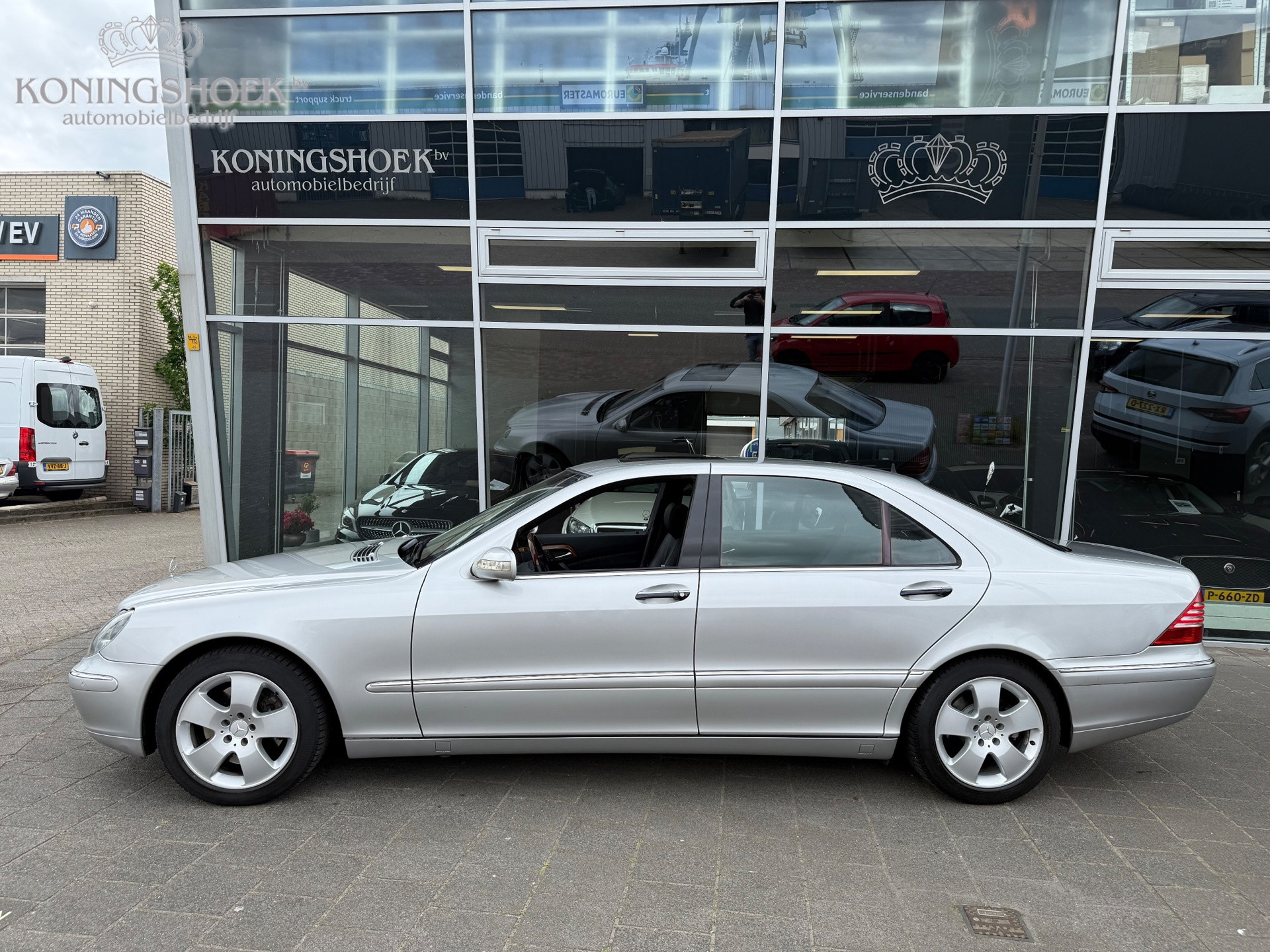 Foto van Mercedes-Benz S 500 4-matic