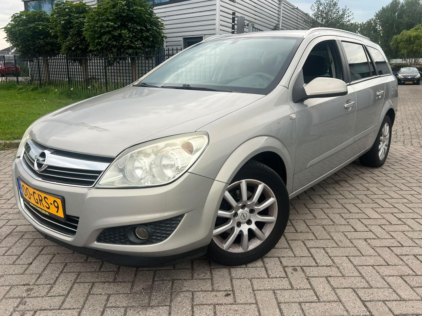 Foto van Opel Astra Station Wagon