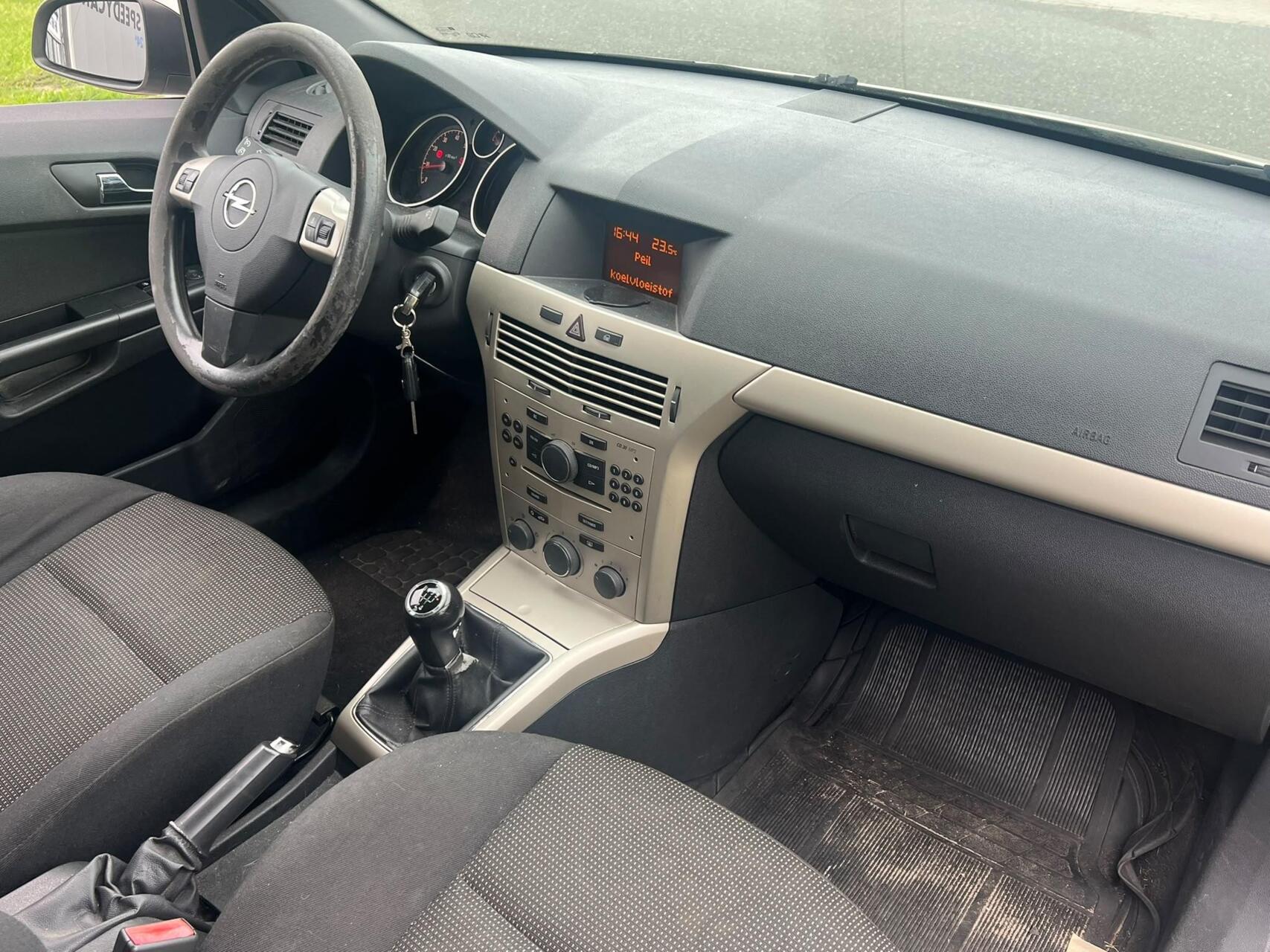 Foto van Opel Astra Station Wagon