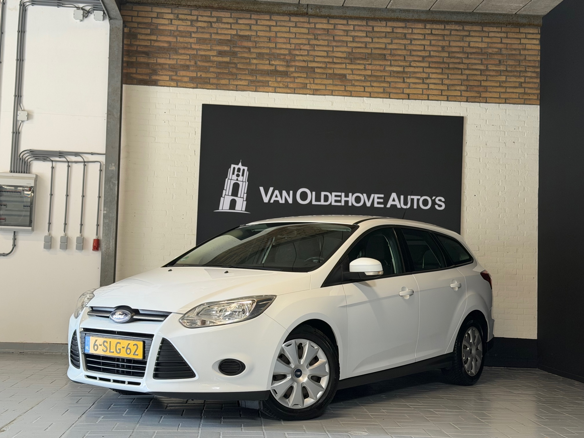 Ford Focus Wagon 1.6 TDCI ECO. L. Tr. 2013 - voorkant