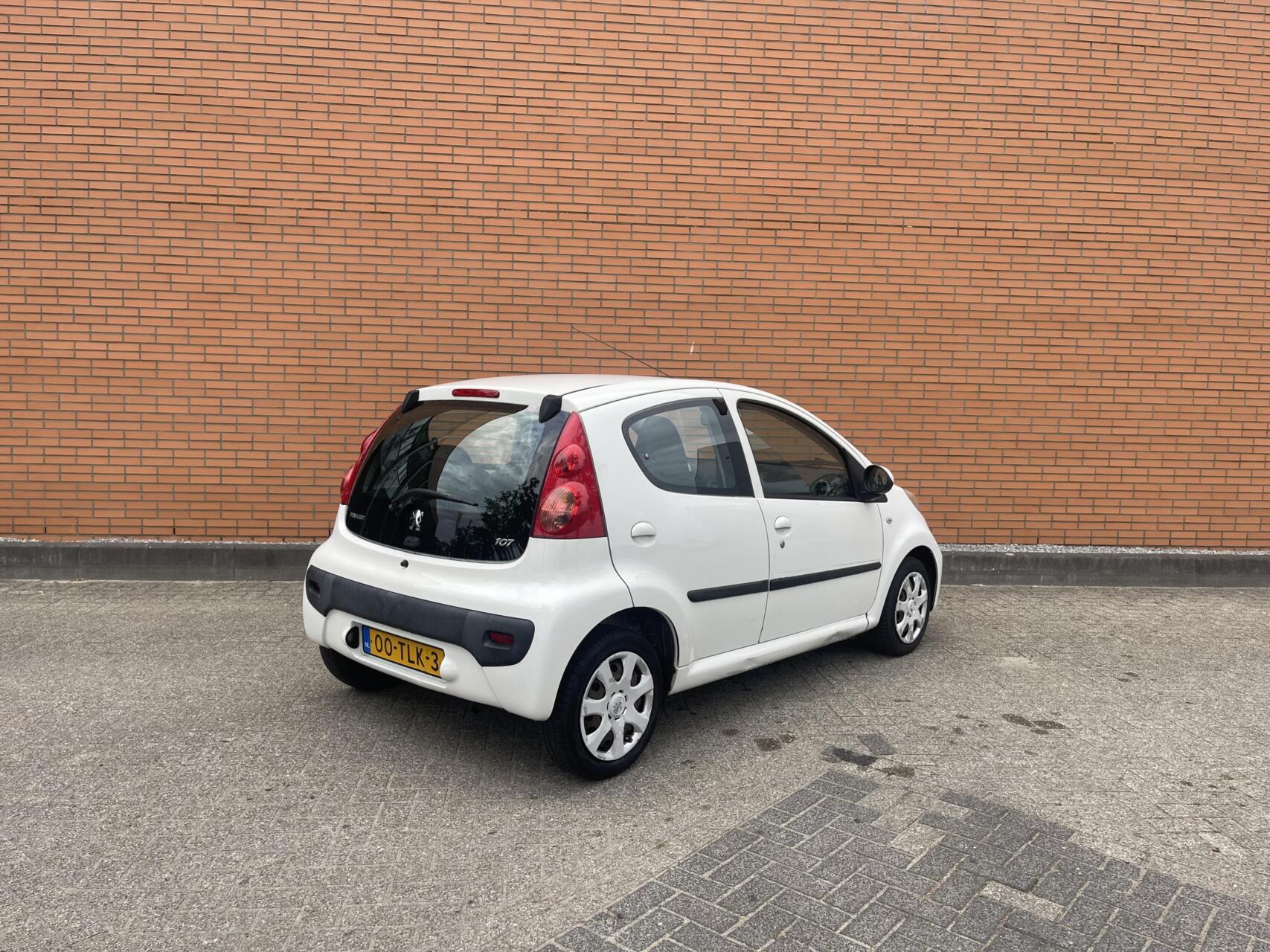Foto van Peugeot Peugeot 107