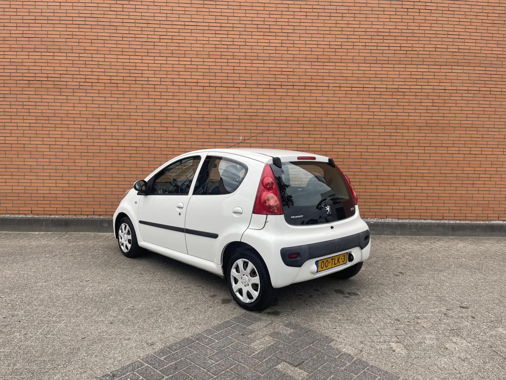 Foto van Peugeot Peugeot 107