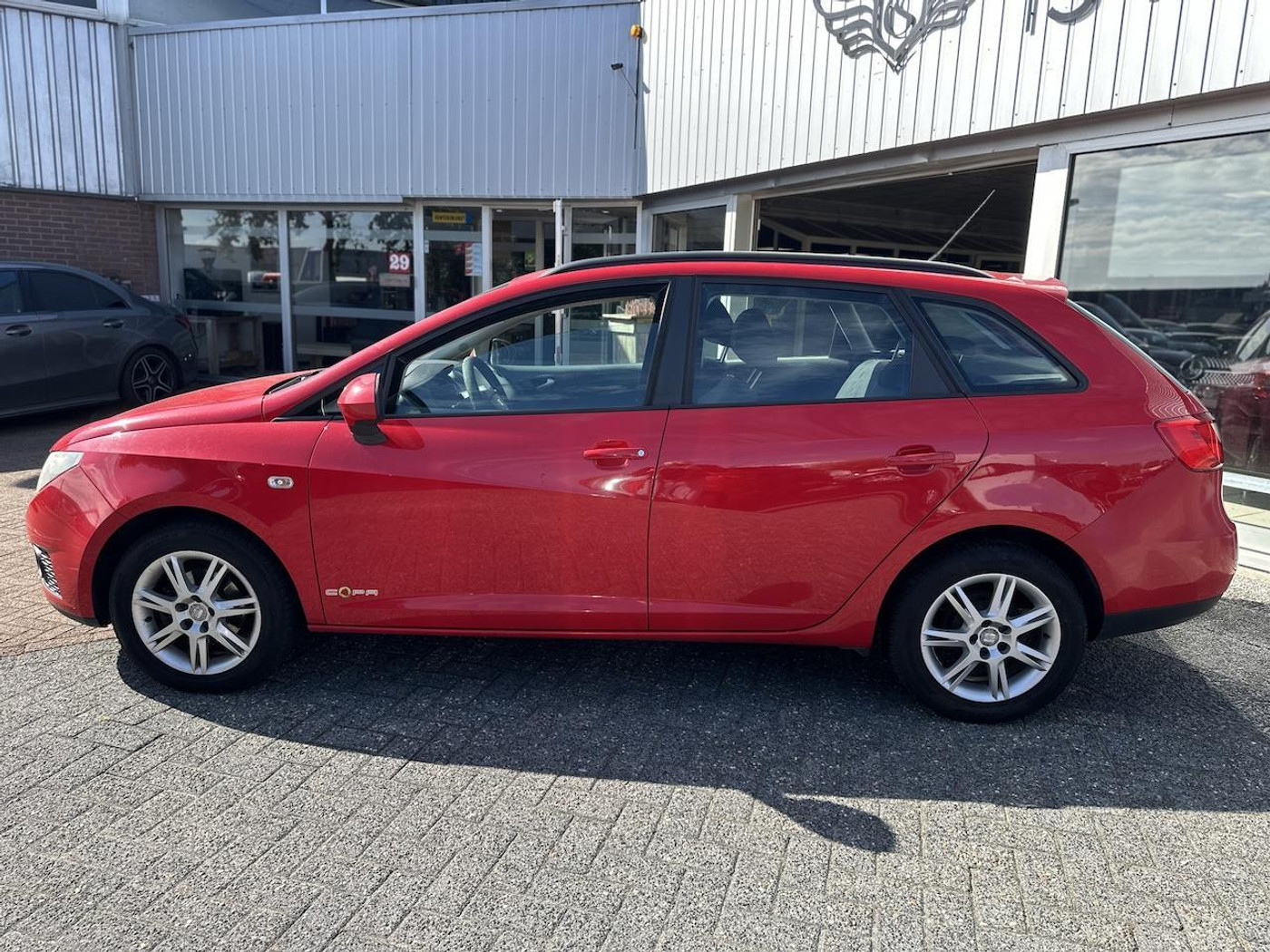 Foto van Seat Ibiza ST