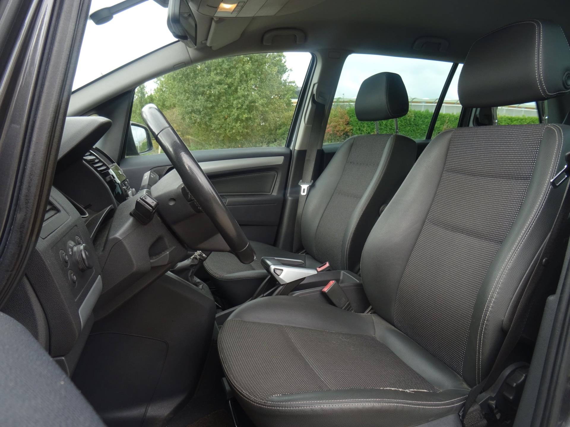 Foto van Opel Zafira
