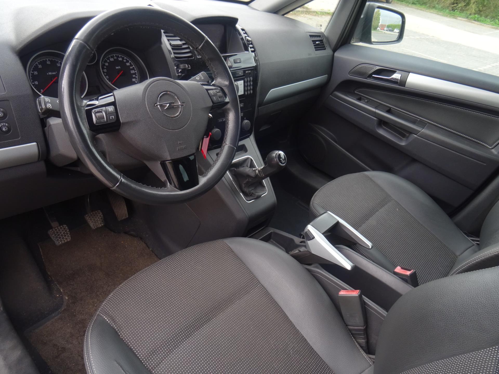 Foto van Opel Zafira