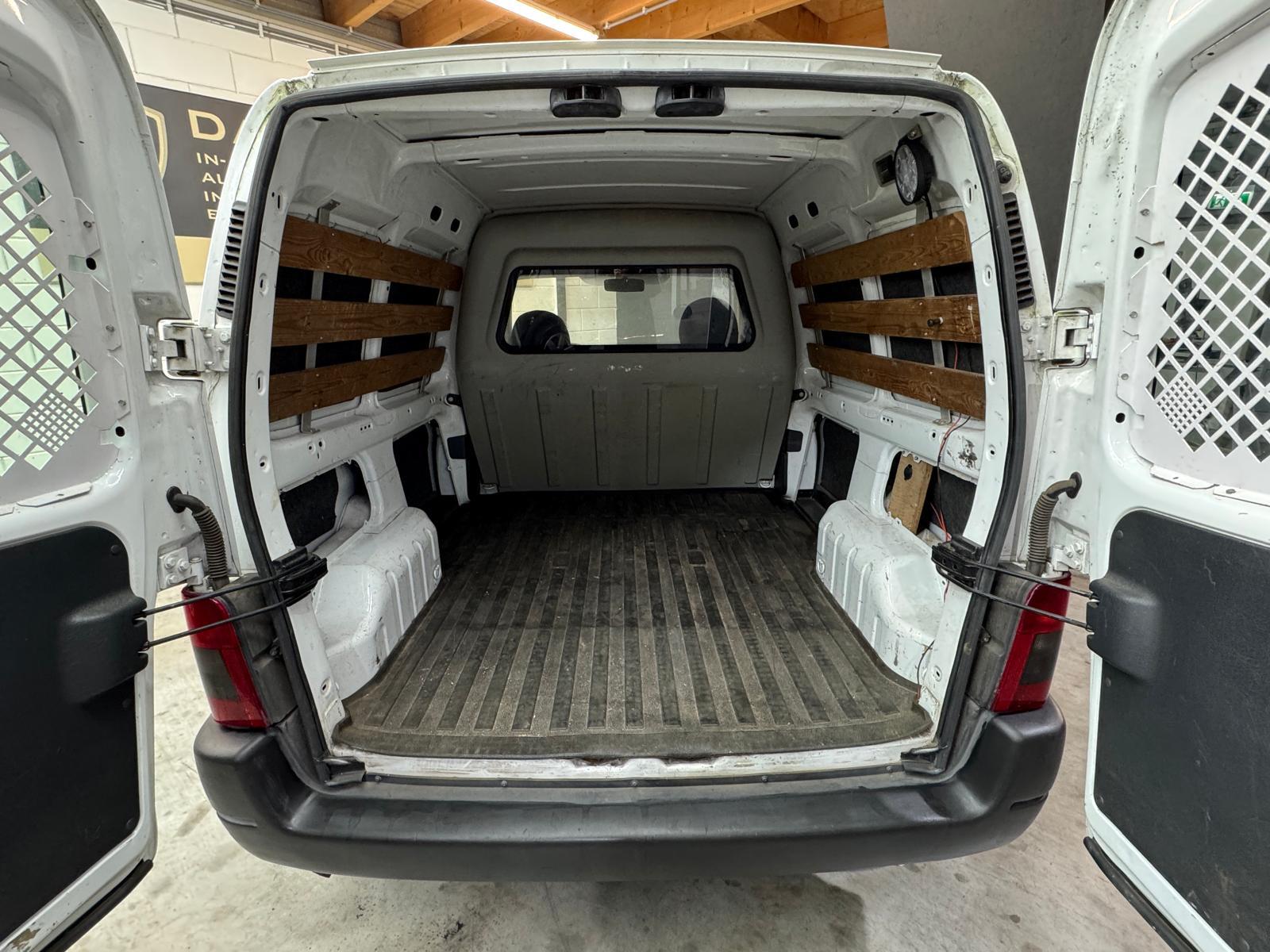 Foto van Peugeot Partner