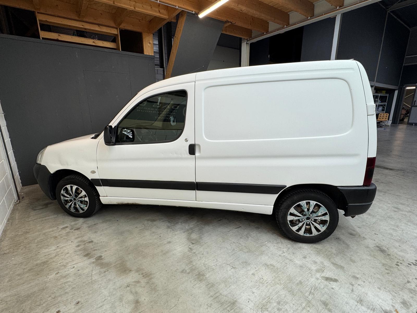 Foto van Peugeot Partner