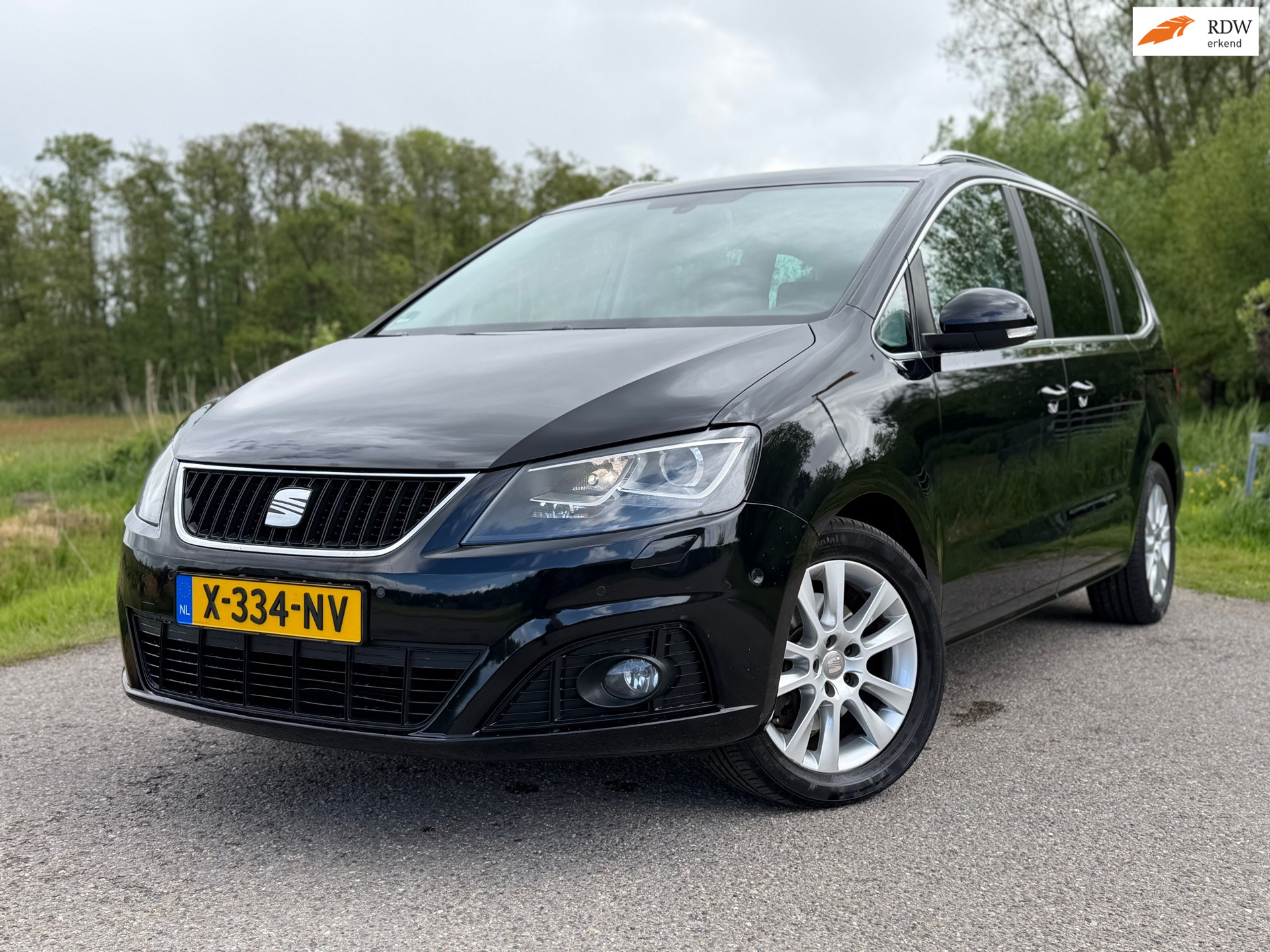 Seat Alhambra 1.4 TSI Reference 7persoons / Automaat / Perfect onderhouden / Camera / Panorama dak / Stoelverwarming / LM Velgen 2012 - voorkant