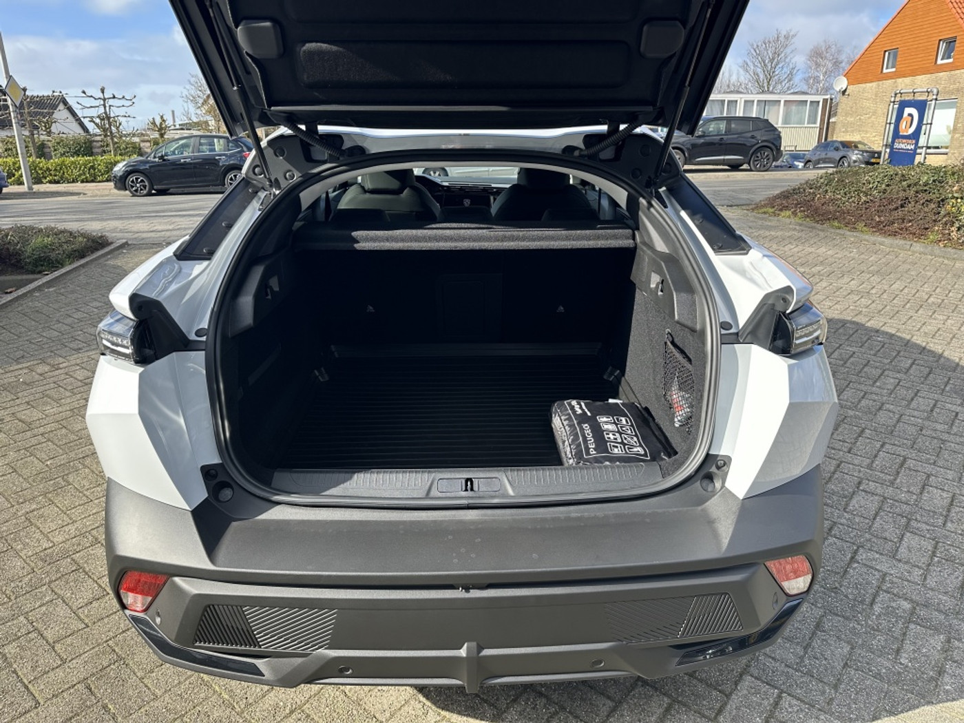 Foto van Peugeot 408