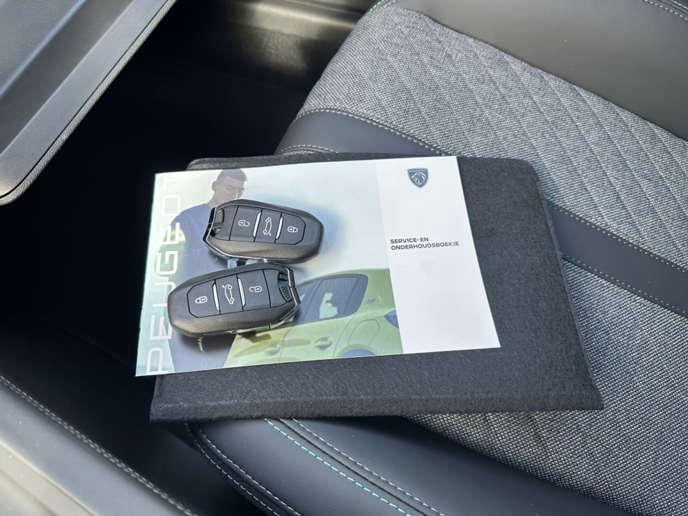 Foto van Peugeot 408