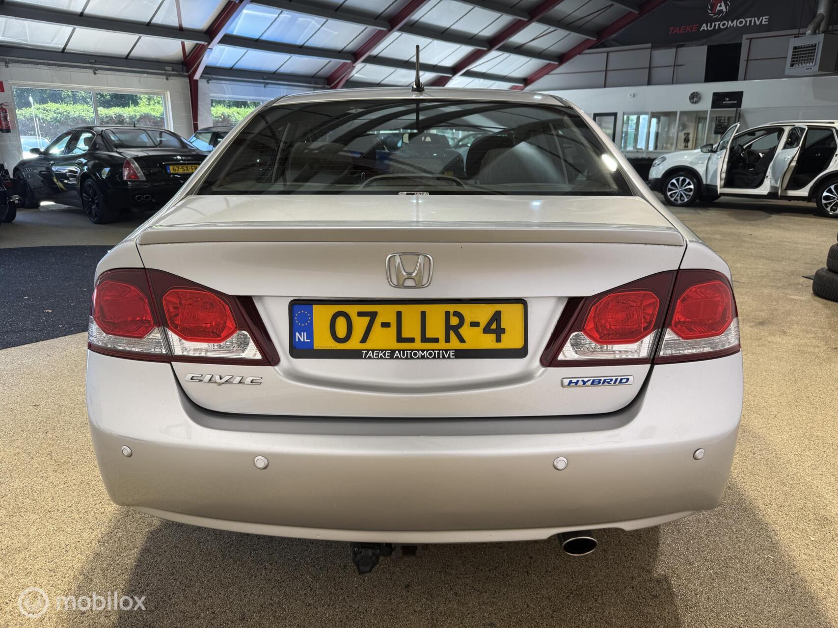 Foto van Honda Civic 4dr Hybrid