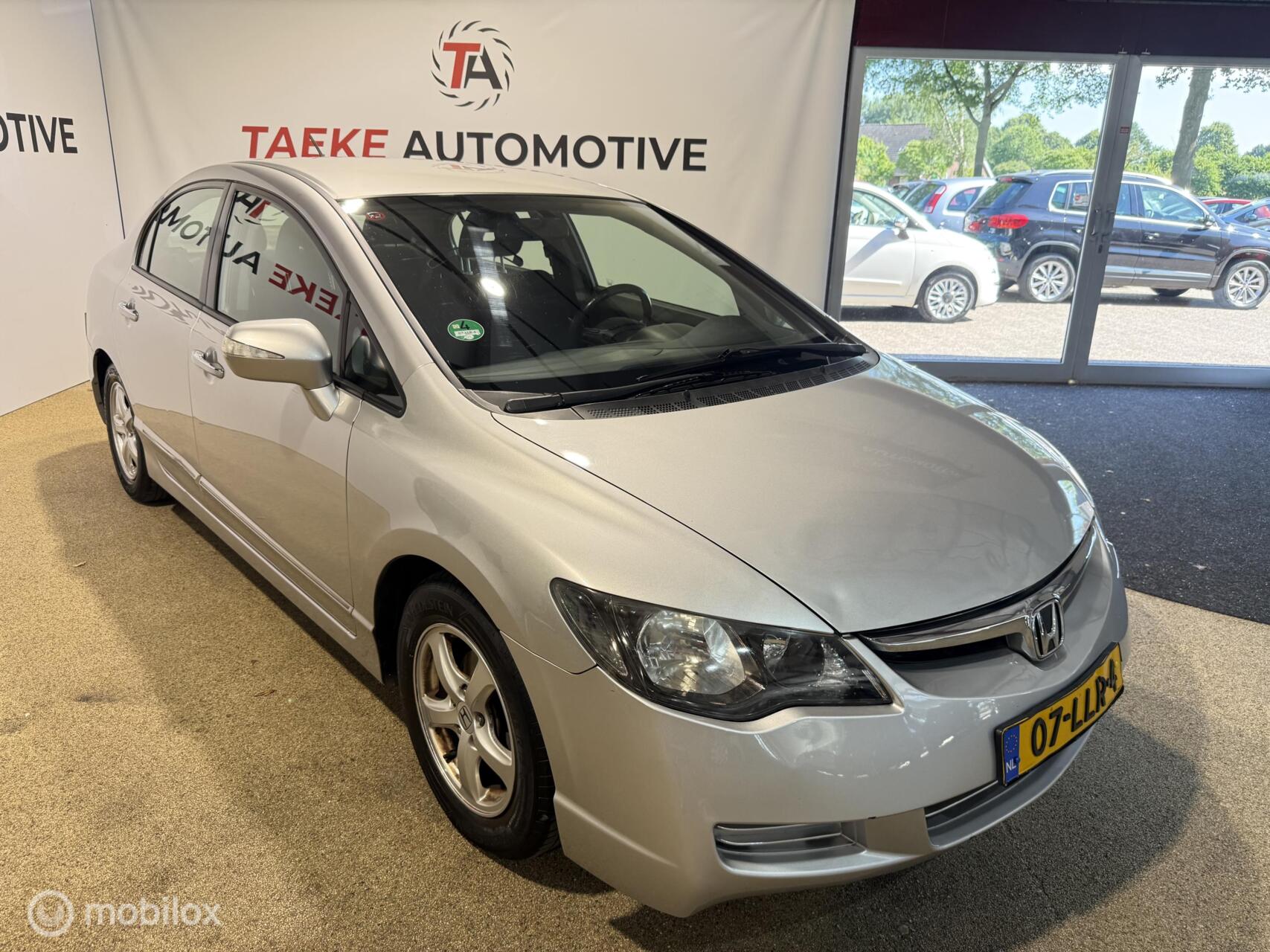 Foto van Honda Civic 4dr Hybrid