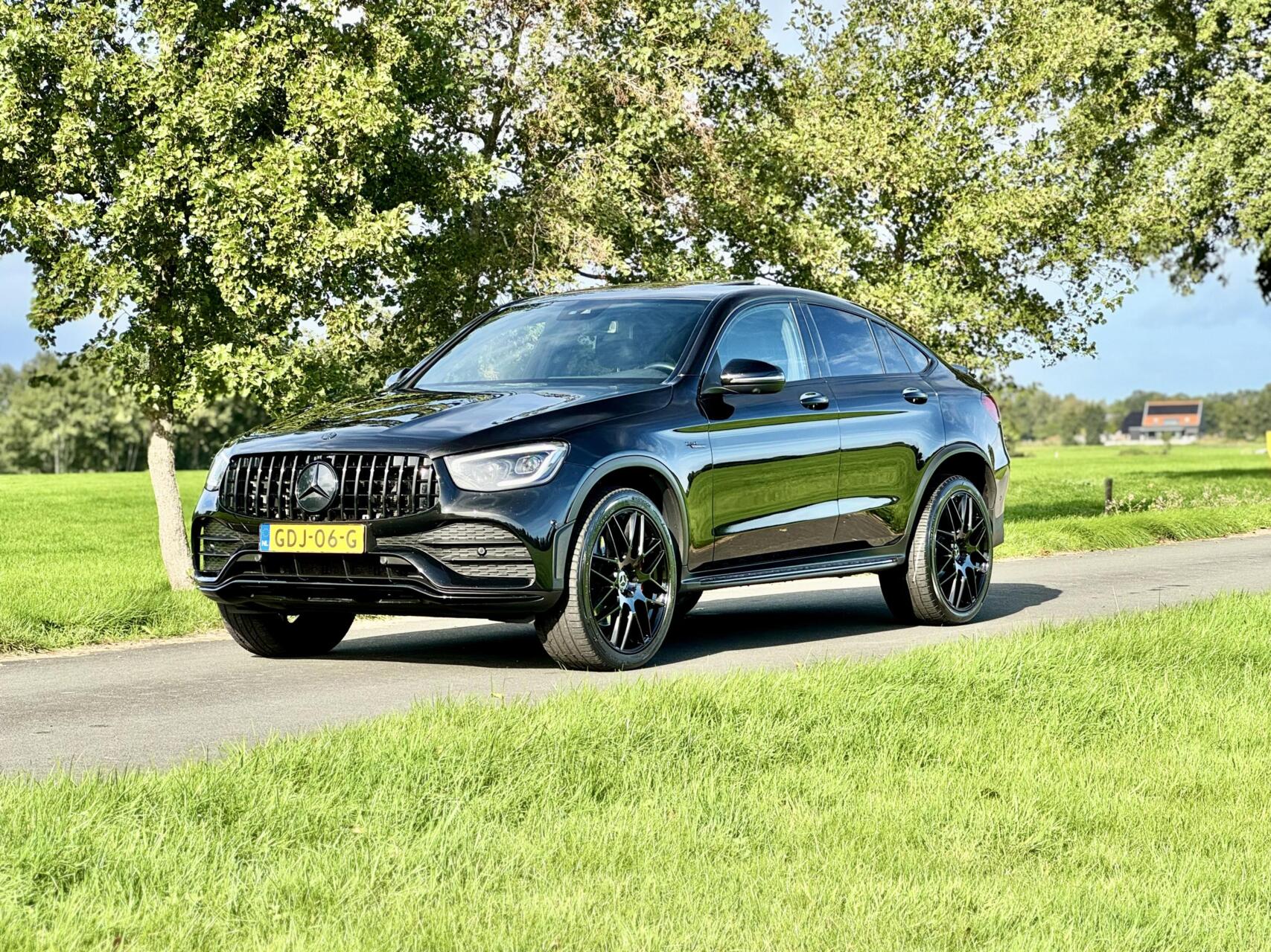 Foto van Mercedes-Benz GLC 300 E 4Matic
