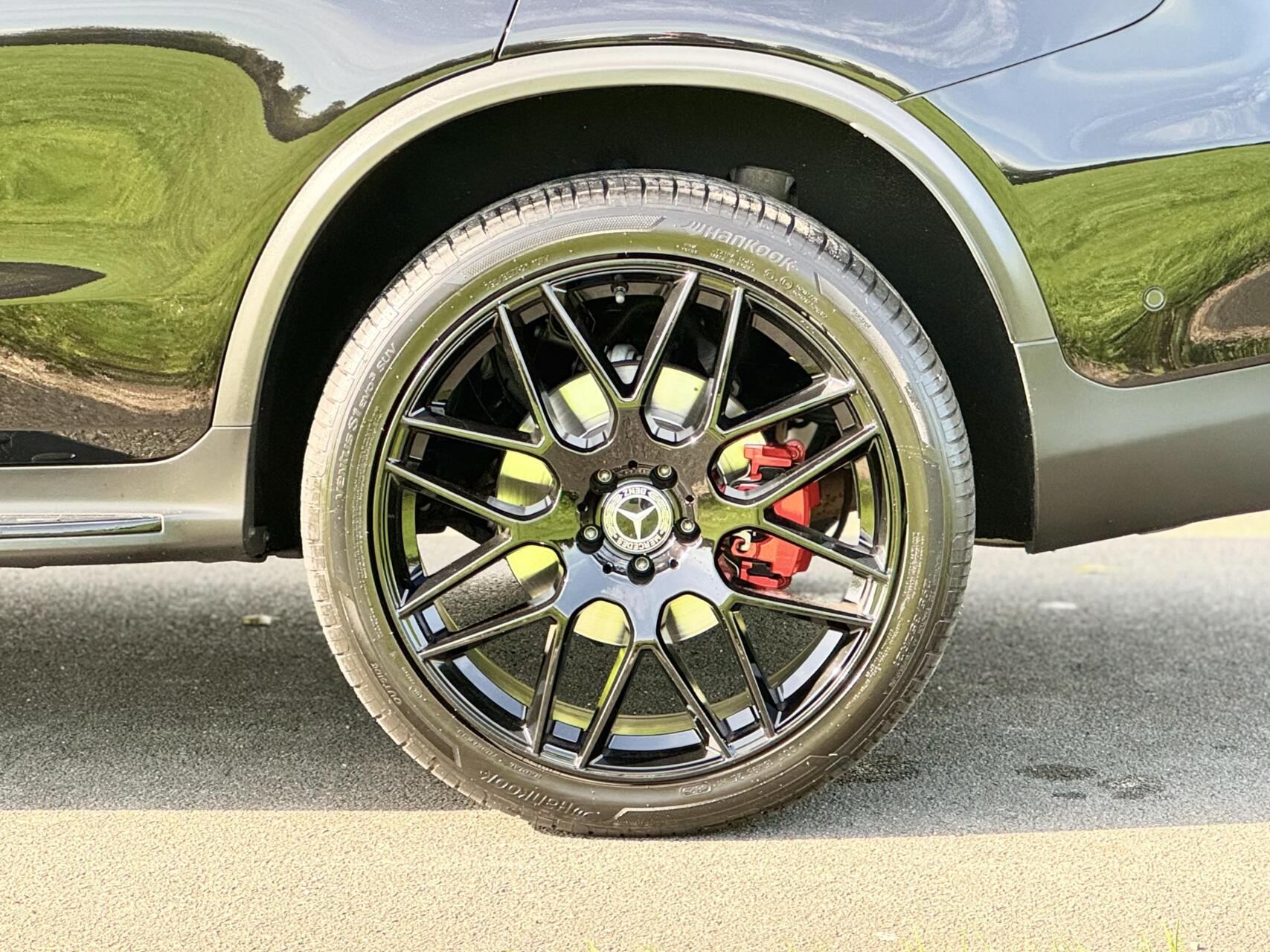 Foto van Mercedes-Benz GLC 300 E 4Matic