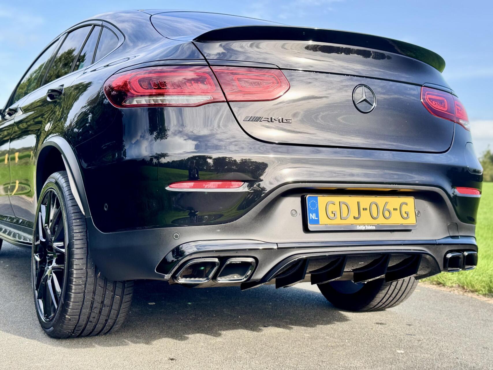 Foto van Mercedes-Benz GLC 300 E 4Matic