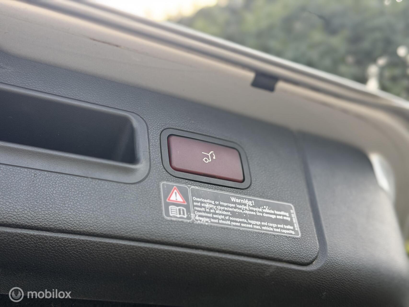 Foto van Mercedes-Benz R 500 4Matic
