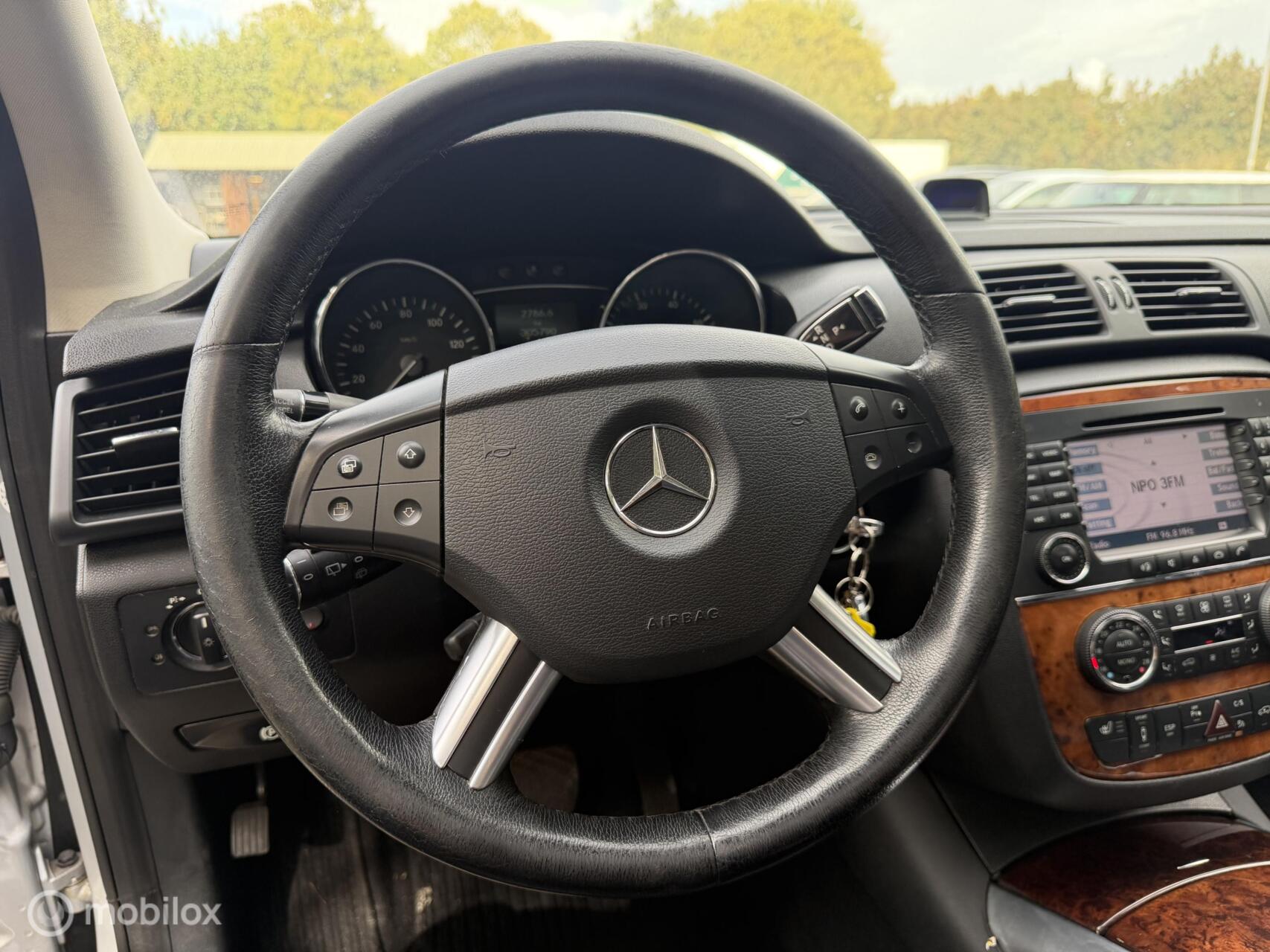 Foto van Mercedes-Benz R 500 4Matic