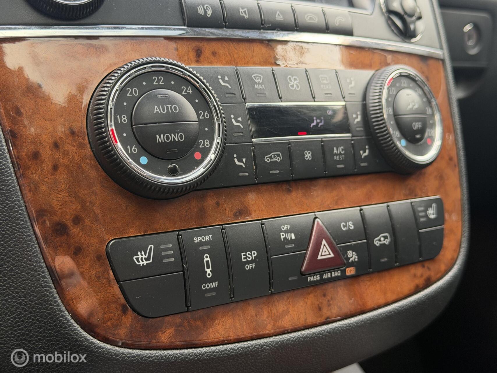 Foto van Mercedes-Benz R 500 4Matic